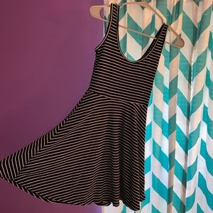 Causal striped dress